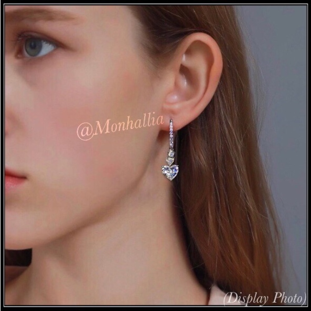 Clearance! NEW 3 CT WHITE GOLD double heart simulated DIAMOND drop Earrings - Picture 5 of 6